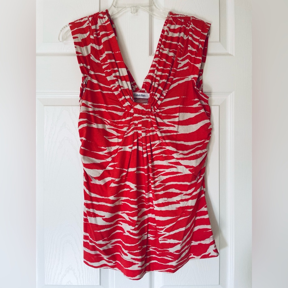 Calvin Klein Red & White Zebra Print Sleeveless Top Size M Ruched V-Neck